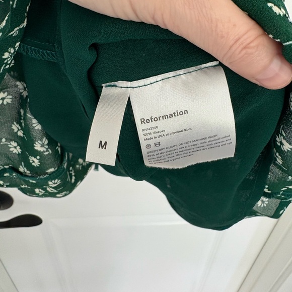 Reformation Lucky Ditsy Floral Wrap Dress Size M - Picture 8 of 13